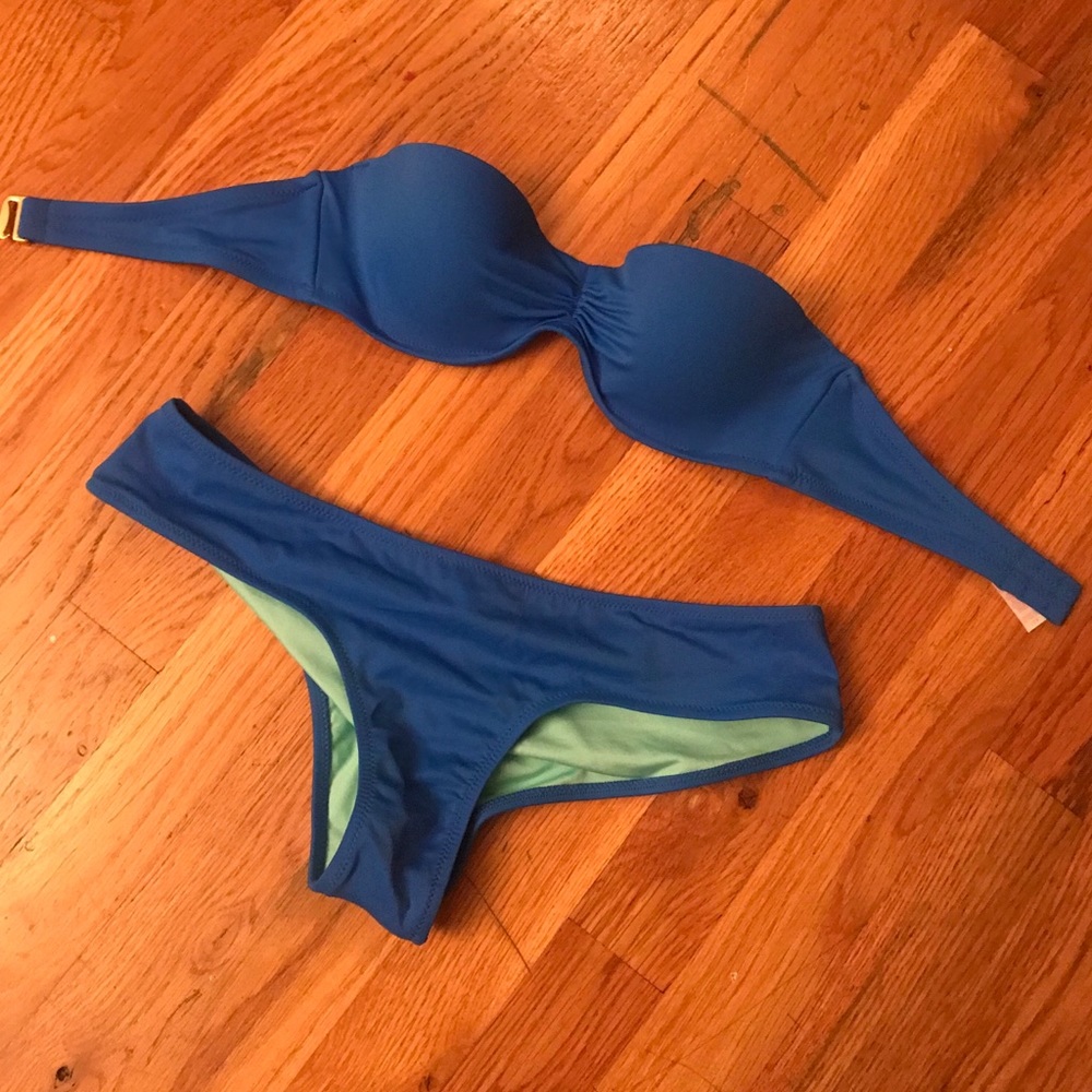 NWOT Blue Victoria’s Secret Bikini